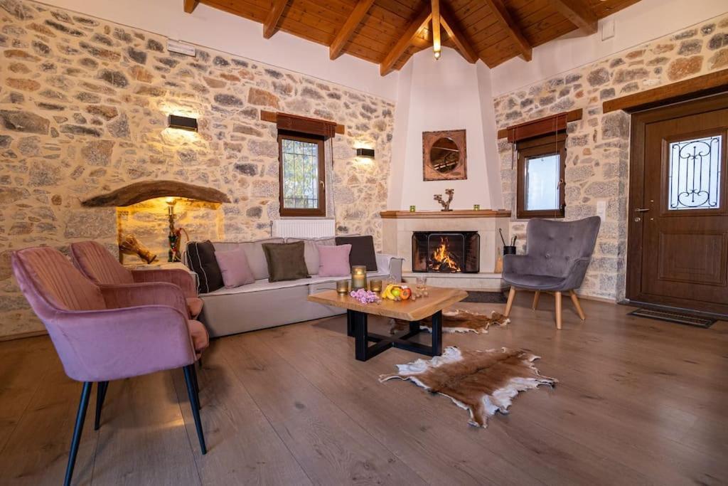 Lasithi Luxury Villa Mesa Lasithi Bagian luar foto