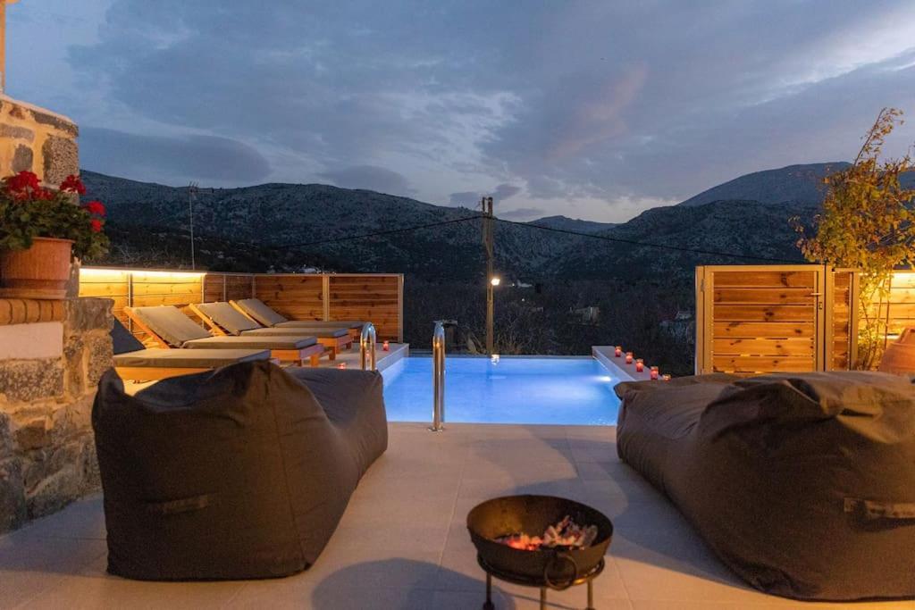 Lasithi Luxury Villa Mesa Lasithi Bagian luar foto